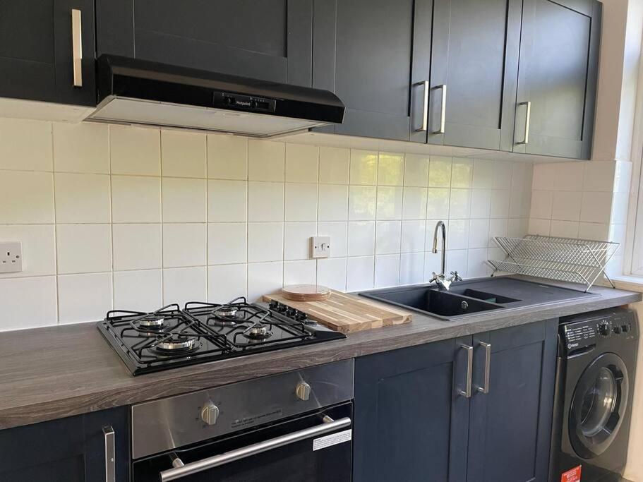 5 Bed 5Mins From Wembley Stadium London Ngoại thất bức ảnh