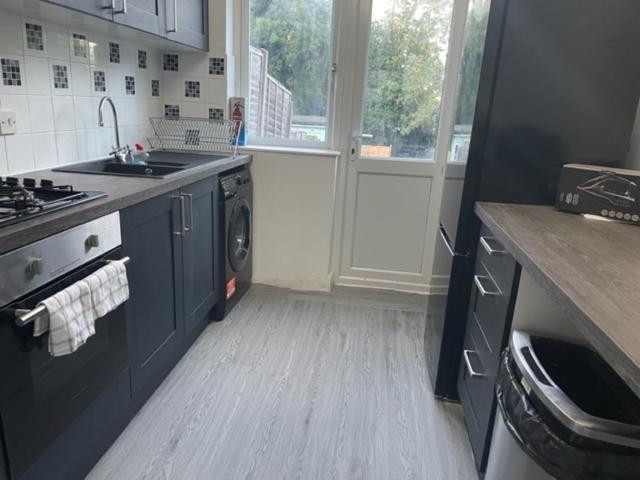 5 Bed 5Mins From Wembley Stadium London Ngoại thất bức ảnh
